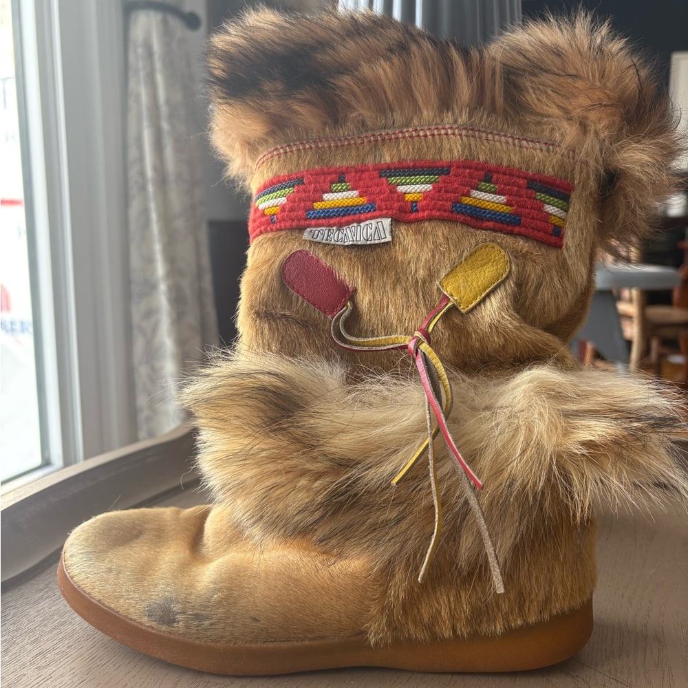 VTG. Authentic TECNICA Fur Boots